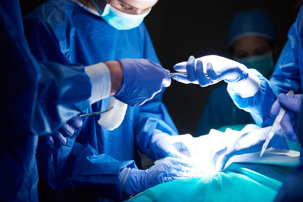 The Impact of a General Surgeon on Surgical Outcomes