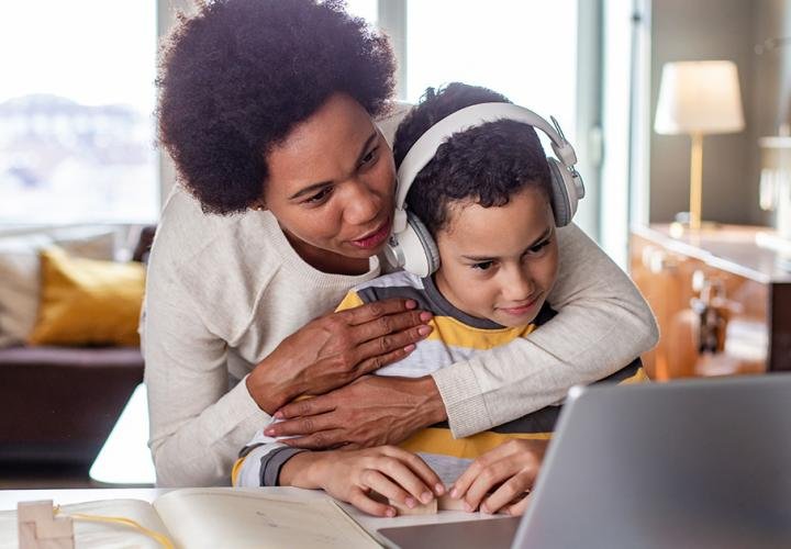 Practical Tips for Managing Mental Health in a Family Setting