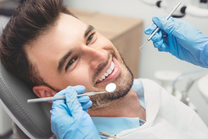 How Can a Dentist Improve the Aesthetic of My Smile?